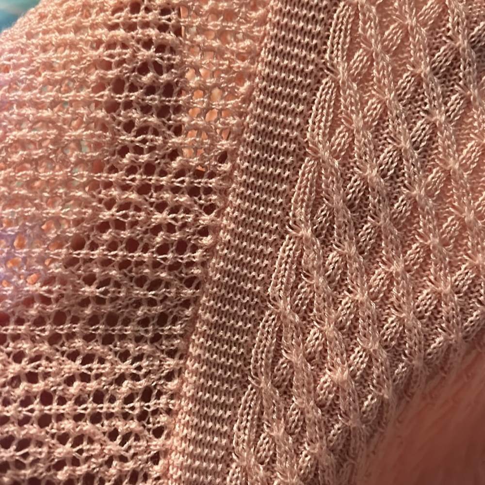 Pink top - Picture 5 of 5